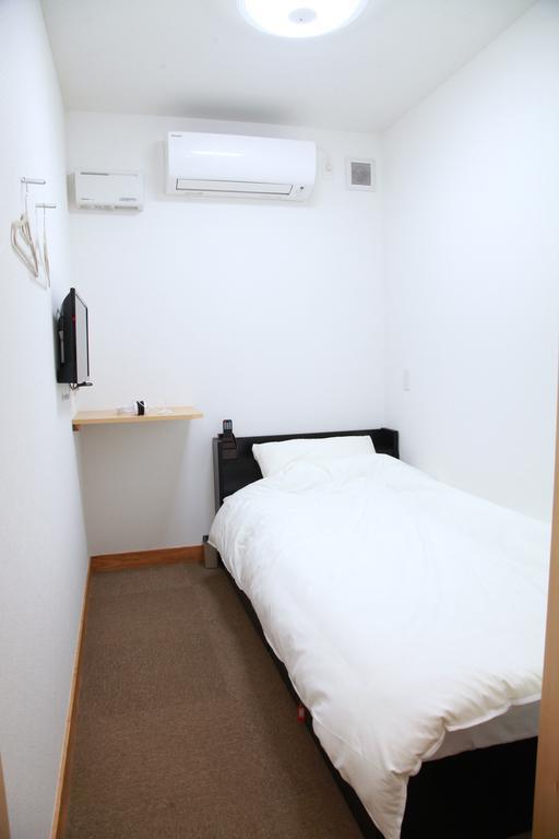 Simple Sleep 個室カプセル Hotell Hitoyoshi Eksteriør bilde